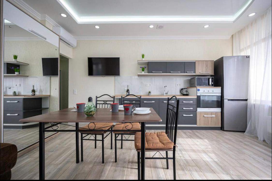 Шикарный Вид Odesa Exterior photo
